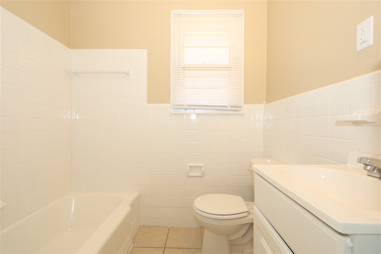 4396 Millbranch Road Memphis, TN 38116 - Photo 8 of 12