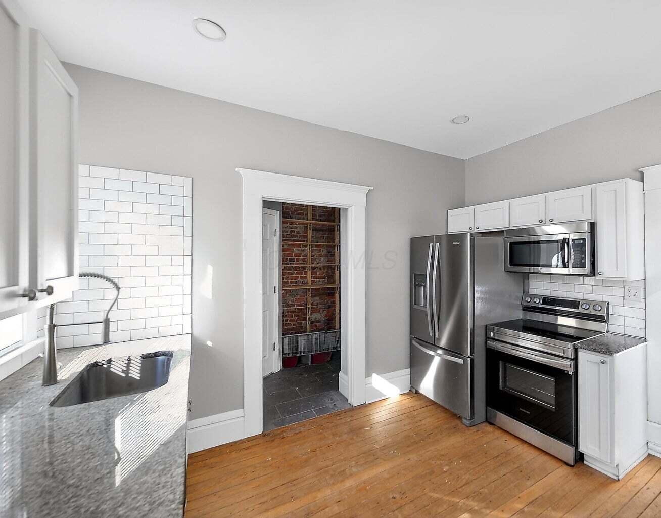 1621 East Main Street Columbus, OH 43205 - Photo 5 of 21 20260309011052910103000000-o