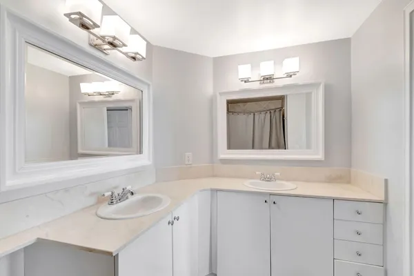 $2,695 | 804 East Windward Way, Unit 615, Lantana, FL 33462