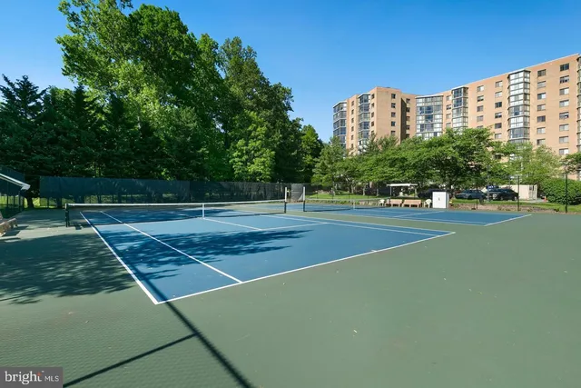 $215,000 | 15107 Interlachen Drive, Unit 2815, Silver Spring, MD 20906