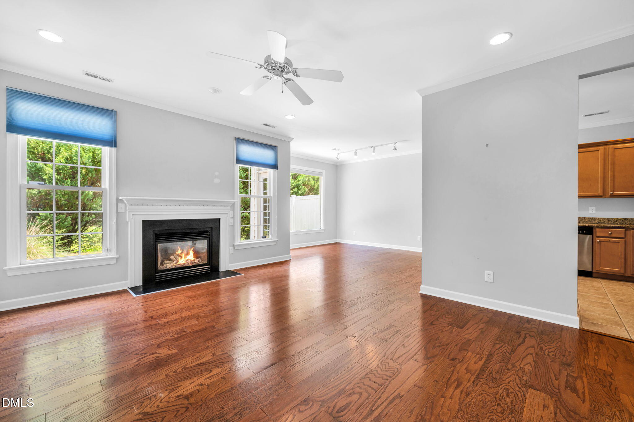 5515 South Roxboro Street, Unit 3 Durham, NC 27713 - Photo 7 of 22 10-web-or-mls-untitled-4