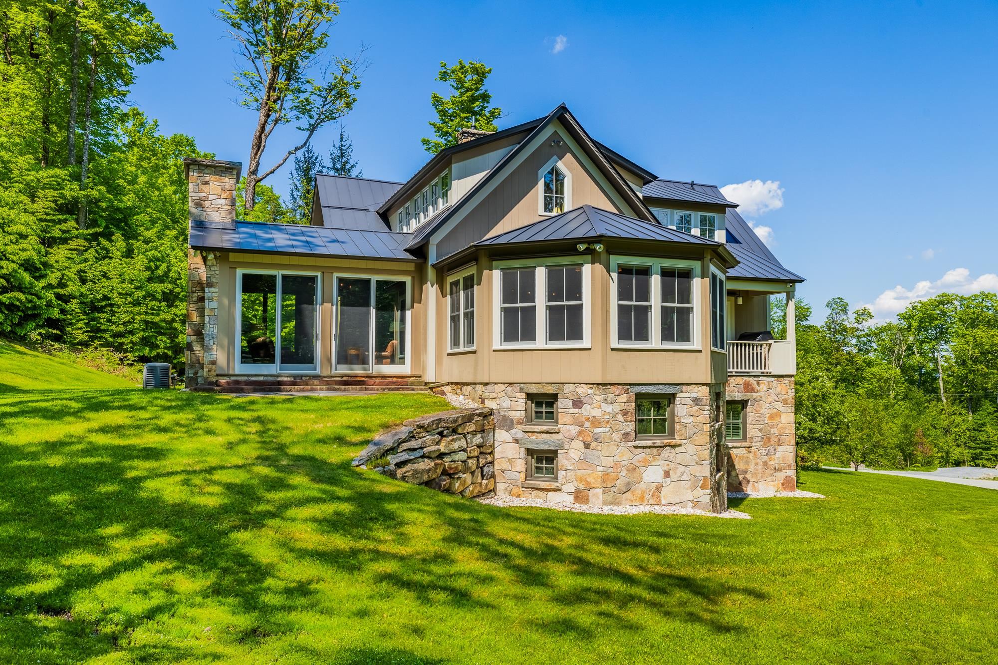 17 West Branch Road Winhall, VT 05340 - Photo 13 of 40