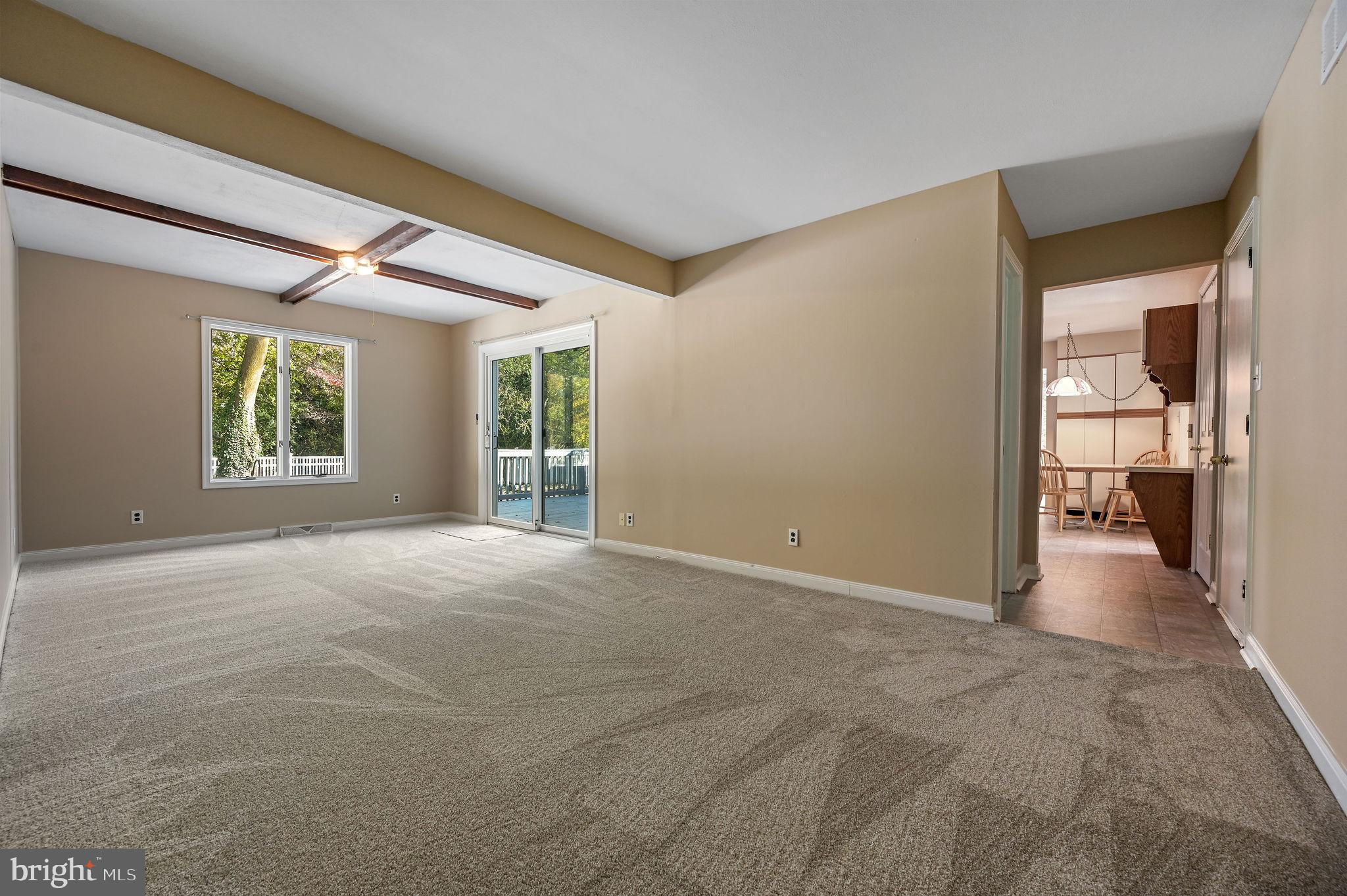 210 Cambridge Road Camden Wyoming, DE 19934 - Photo 13 of 35 an empty room with windows and closet