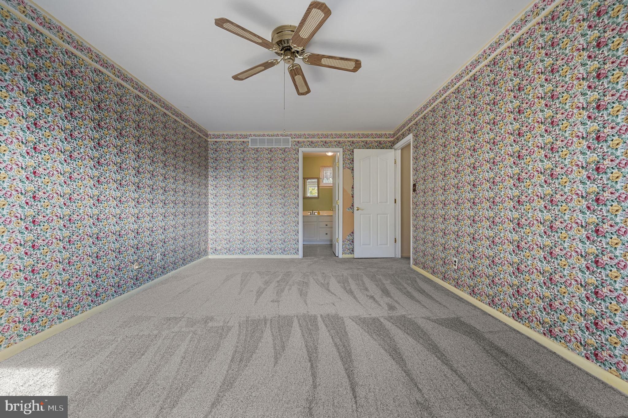 210 Cambridge Road Camden Wyoming, DE 19934 - Photo 19 of 35 a view of empty room with wooden floor