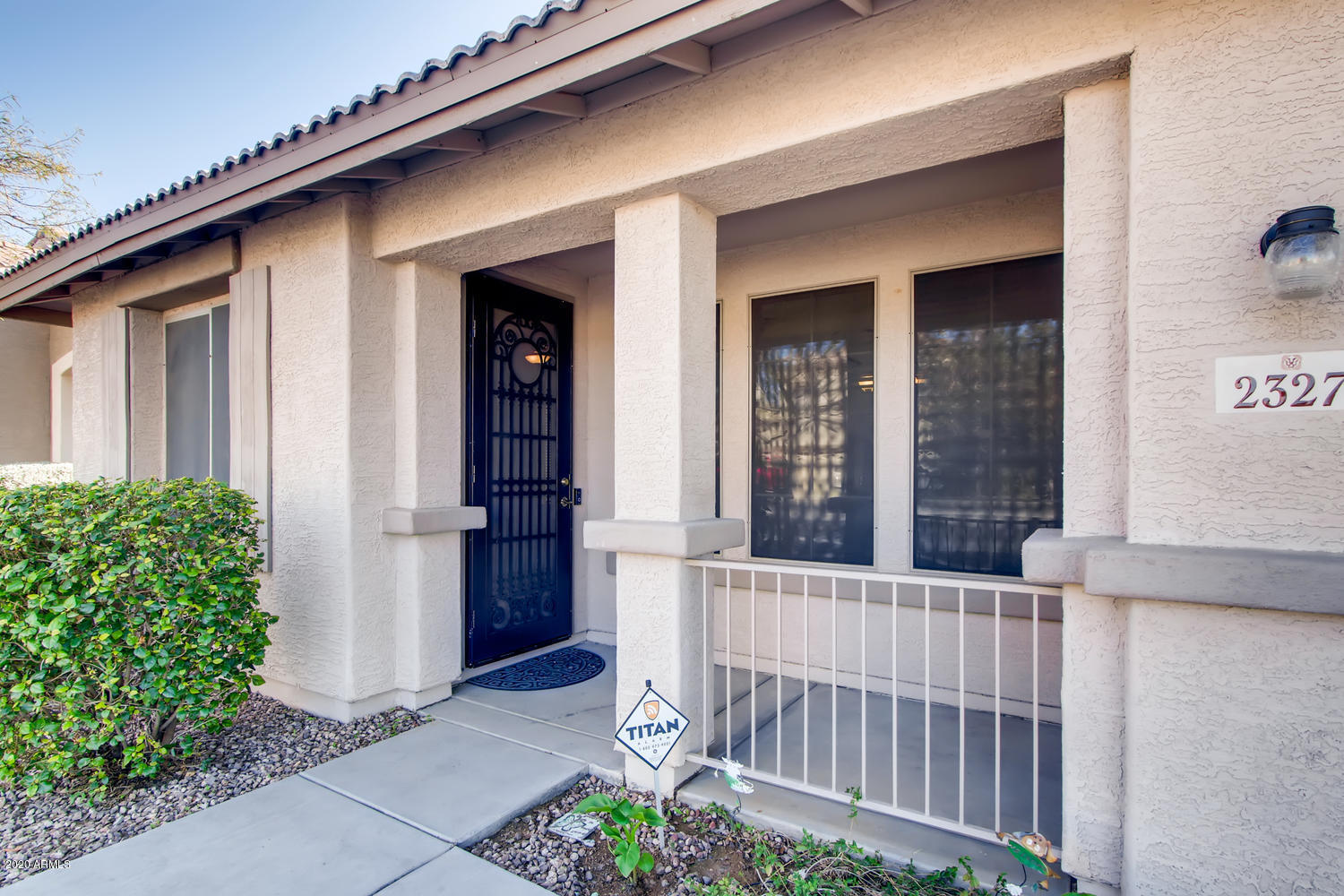2327 West Beverly Rd. Phoenix, AZ 85041 - Photo 2 of 28 2327 W BEVERLY RD Phoenix AZ-large-002-0