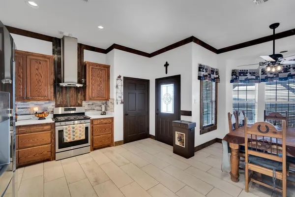 $755,555 | 1015 Curry Road, Waxahachie, TX 75167