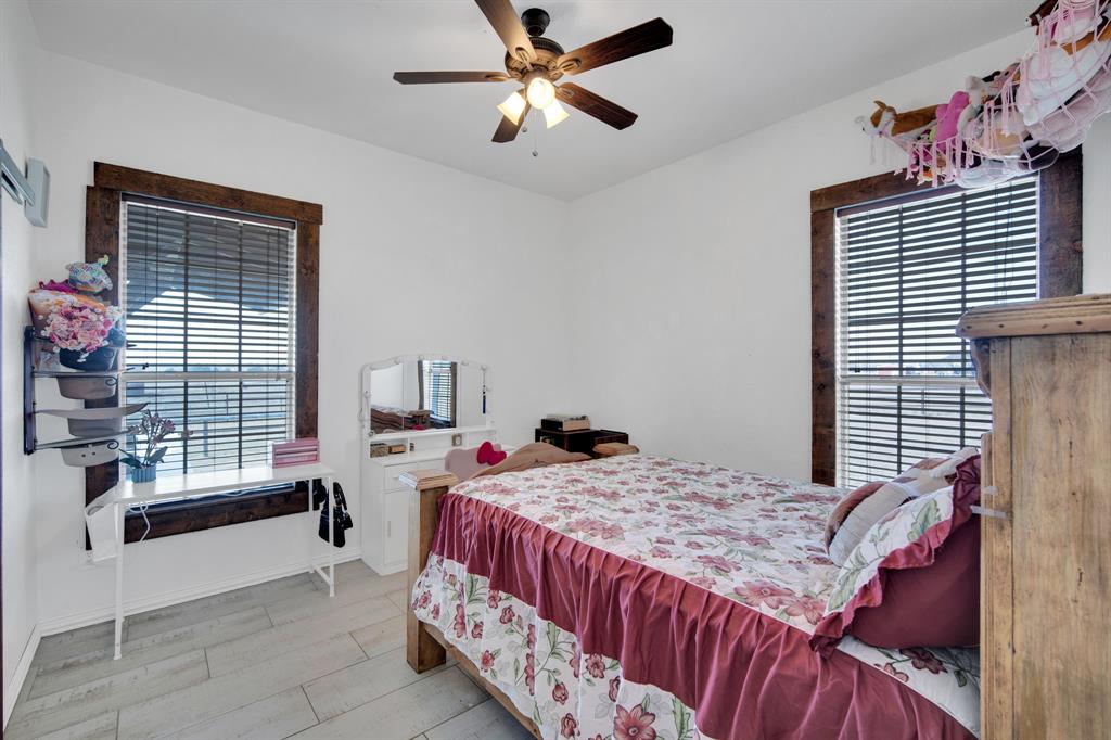 1015 Curry Road Waxahachie, TX 75167 - Photo 17 of 40