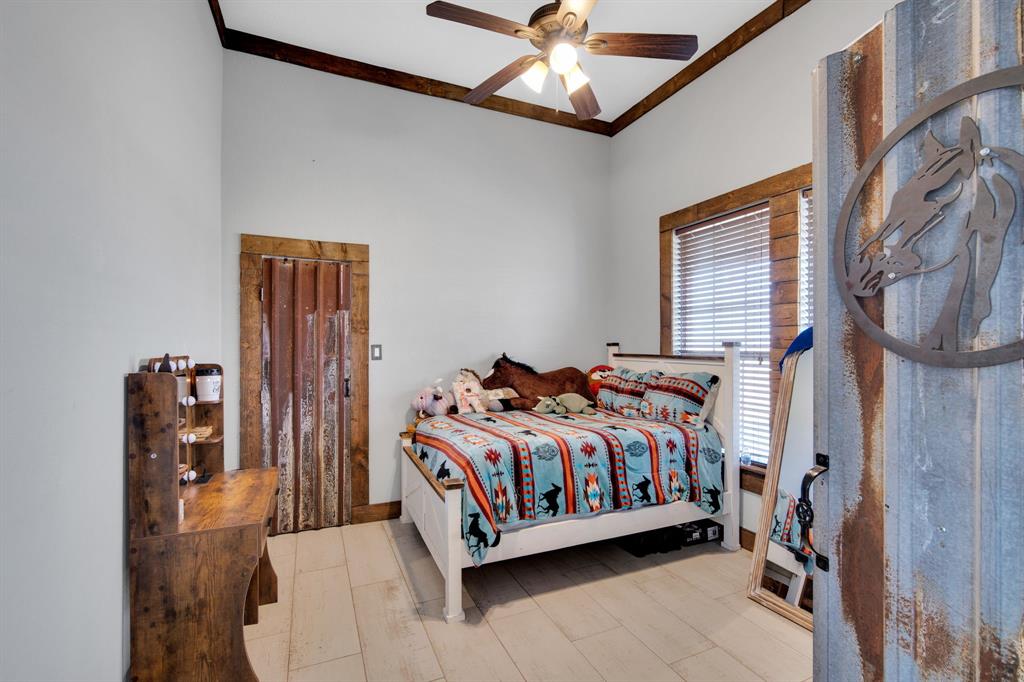 1015 Curry Road Waxahachie, TX 75167 - Photo 18 of 40