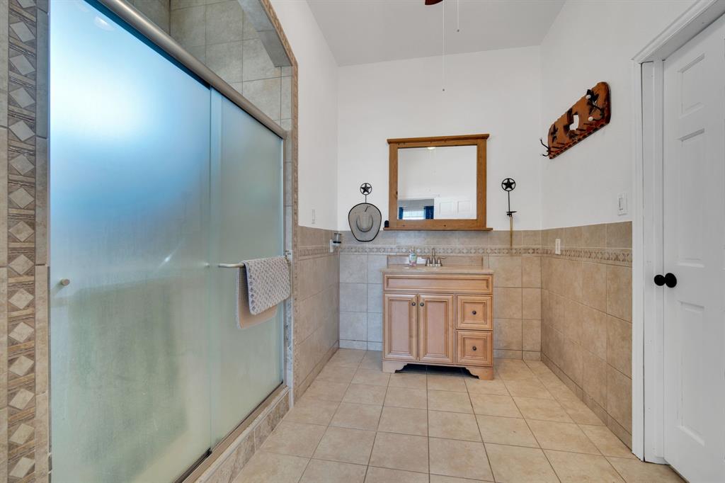 1015 Curry Road Waxahachie, TX 75167 - Photo 30 of 40