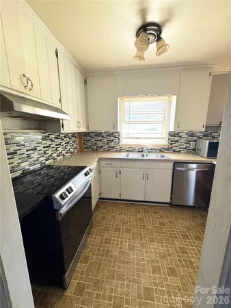 $174,500 | 305 Green Street, Biscoe, NC 27209