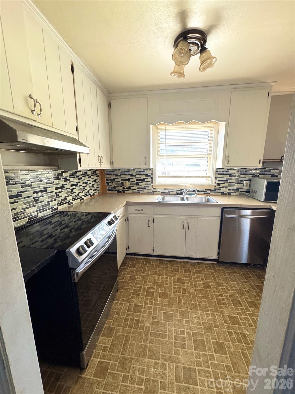 305 Green Street Biscoe, NC 27209 - Photo 9 of 12