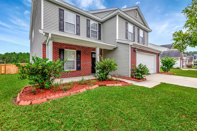 $2,850 | 304 Deep River Road, Summerville, SC 29486