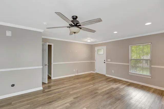 $2,850 | 304 Deep River Road, Summerville, SC 29486