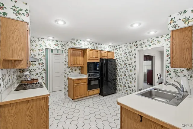 $329,900 | 6308 Hamlet Crest, DeWitt, NY 13078