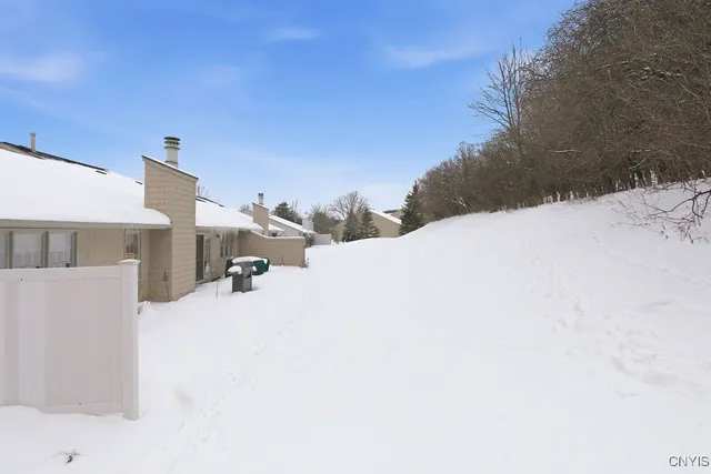 $329,900 | 6308 Hamlet Crest, DeWitt, NY 13078