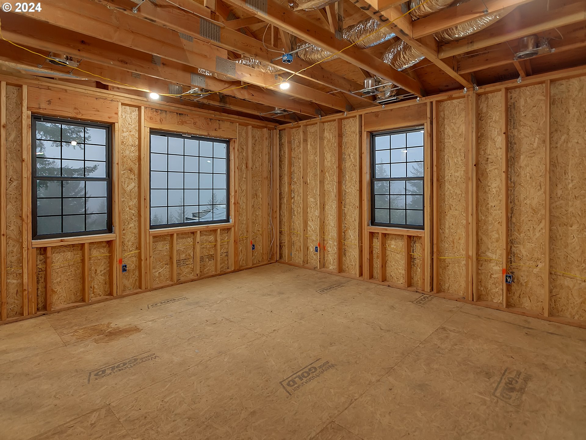 27778 Briggs Hill Road Eugene, OR 97405 - Photo 14 of 25 an empty room with windows