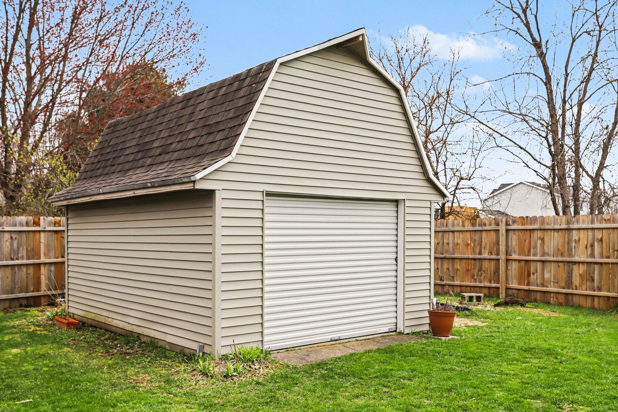 802 Sugar Maple Street Vicksburg, MI 49097 - Photo 30 of 36 034_file_3866