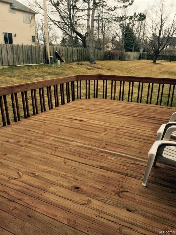35371 Spring Hill Road Farmington Hills, MI 48331 - Photo 2 of 14