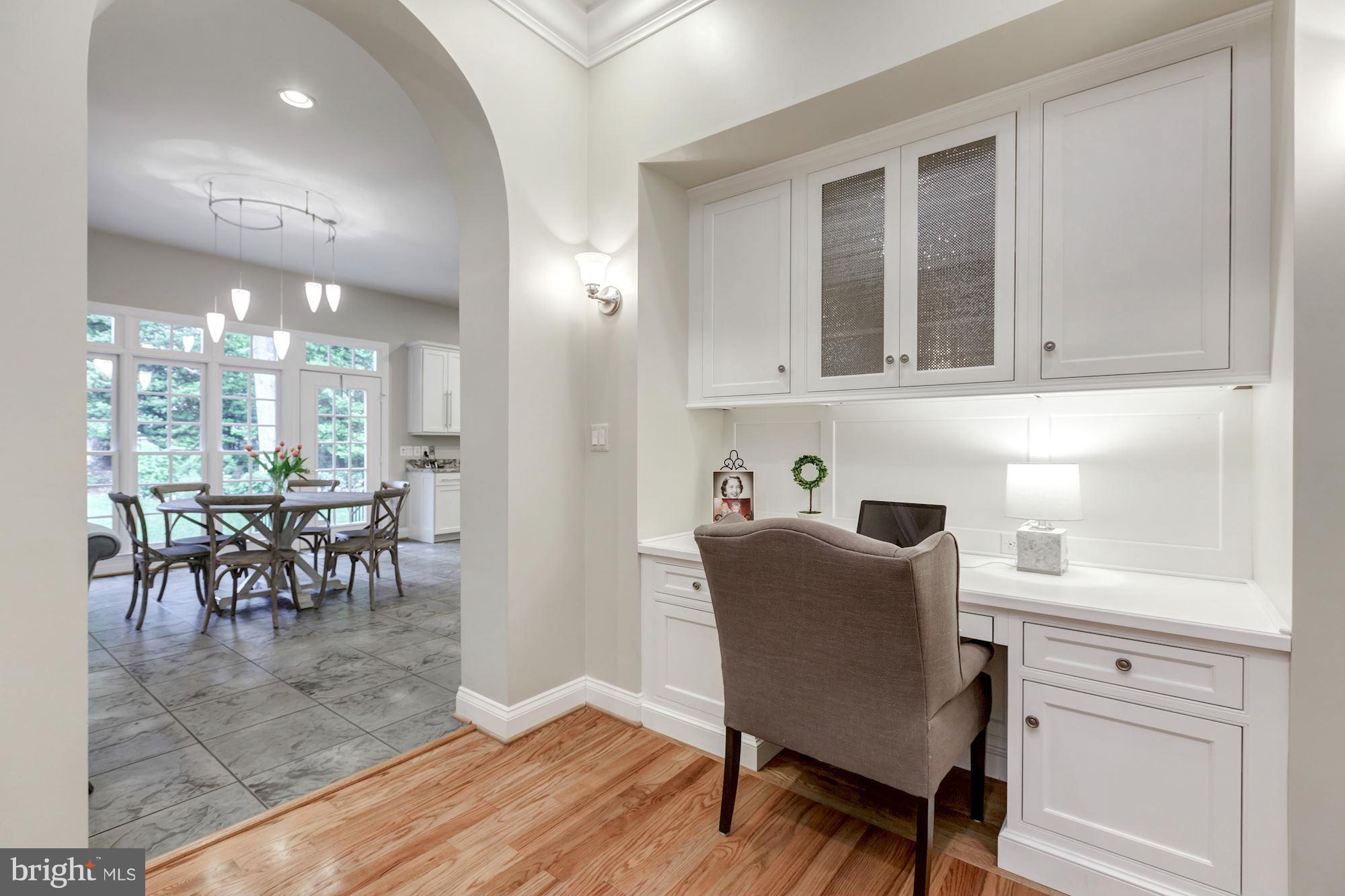 936 Dominion Reserve Drive McLean, VA 22102 - Photo 14 of 30 2nd Office area off the Kitchen