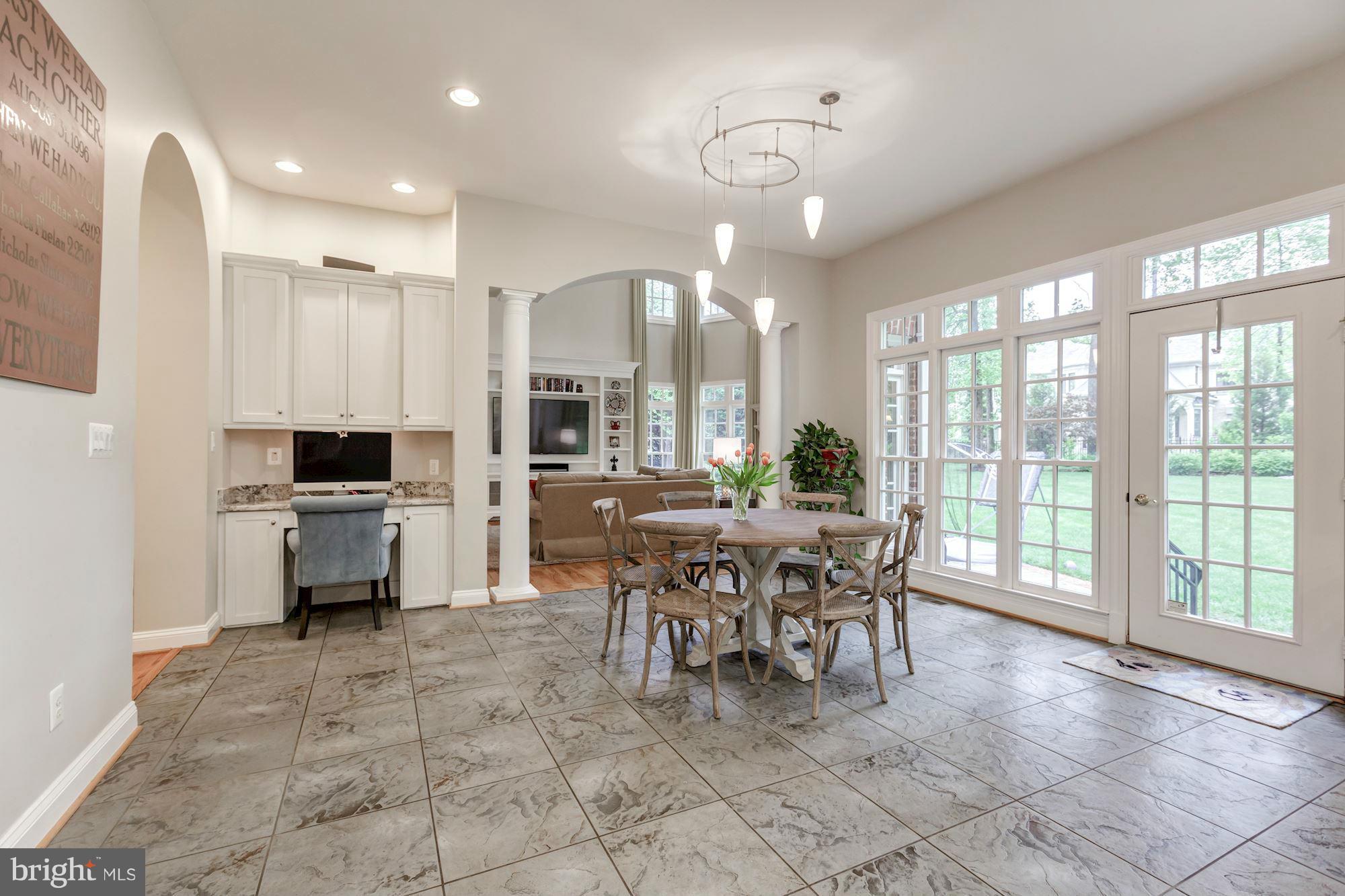 936 Dominion Reserve Drive McLean, VA 22102 - Photo 5 of 30 Breakfast Area