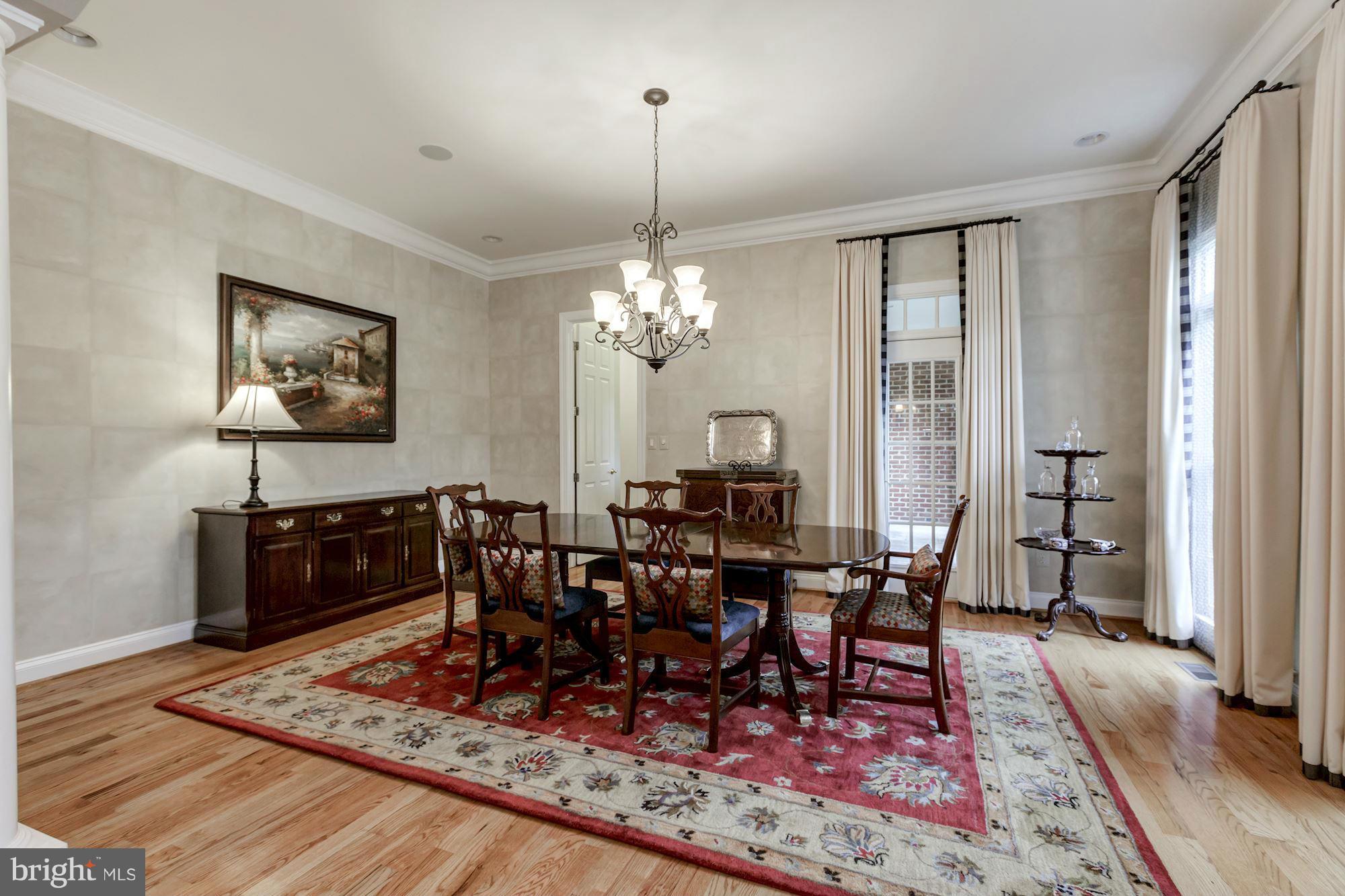 936 Dominion Reserve Drive McLean, VA 22102 - Photo 10 of 30 Beautiful Formal Dining Room