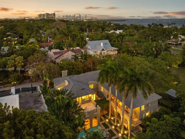 an aerial view of multiple house