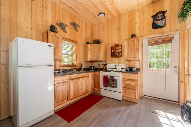 $204,000 | 67488 Busties Lake Access, Effie, MN 56639