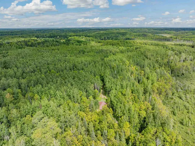 $204,000 | 67488 Busties Lake Access, Effie, MN 56639