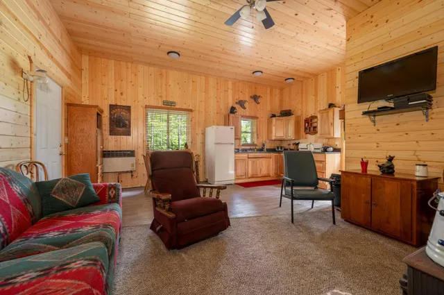 $204,000 | 67488 Busties Lake Access, Effie, MN 56639