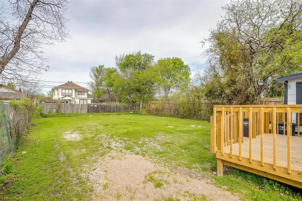 a view of an outdoor space and deck yard