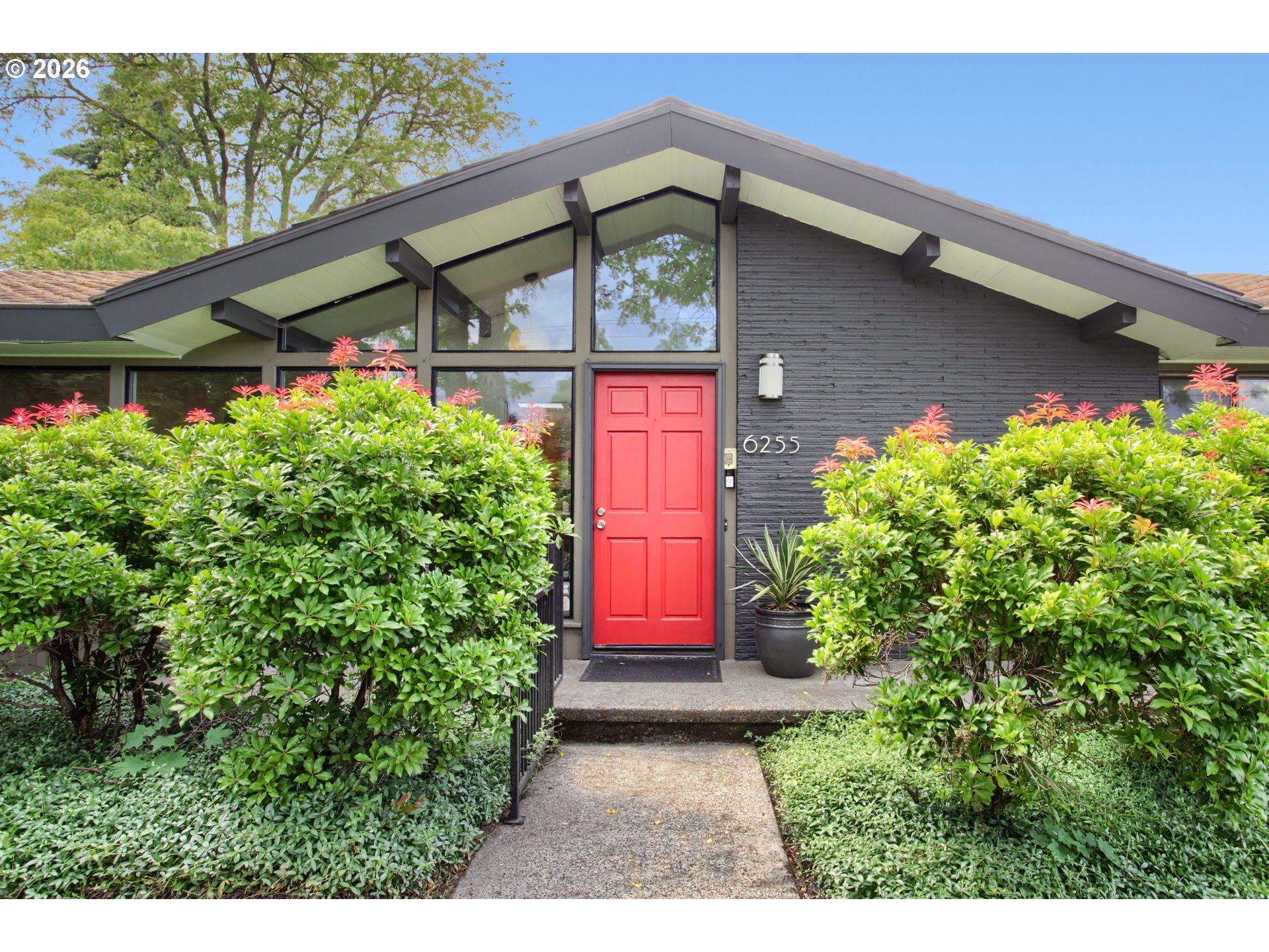 6255 Southwest Old Scholls Ferry Road Portland, OR 97223 - Photo 2 of 30 Porch