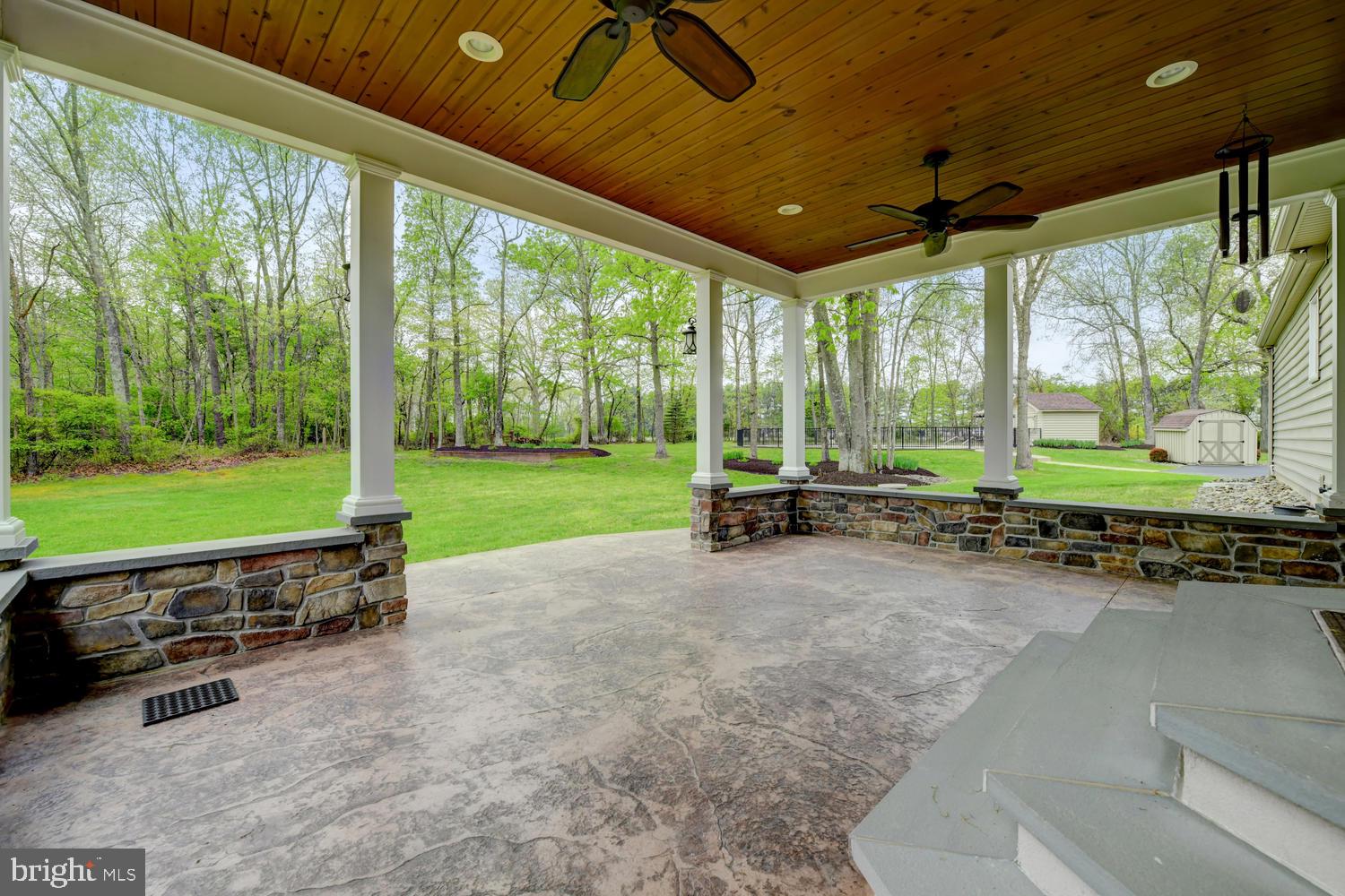 4 Colonial Court Tabernacle, NJ 08088 - Photo 29 of 34 Patio
