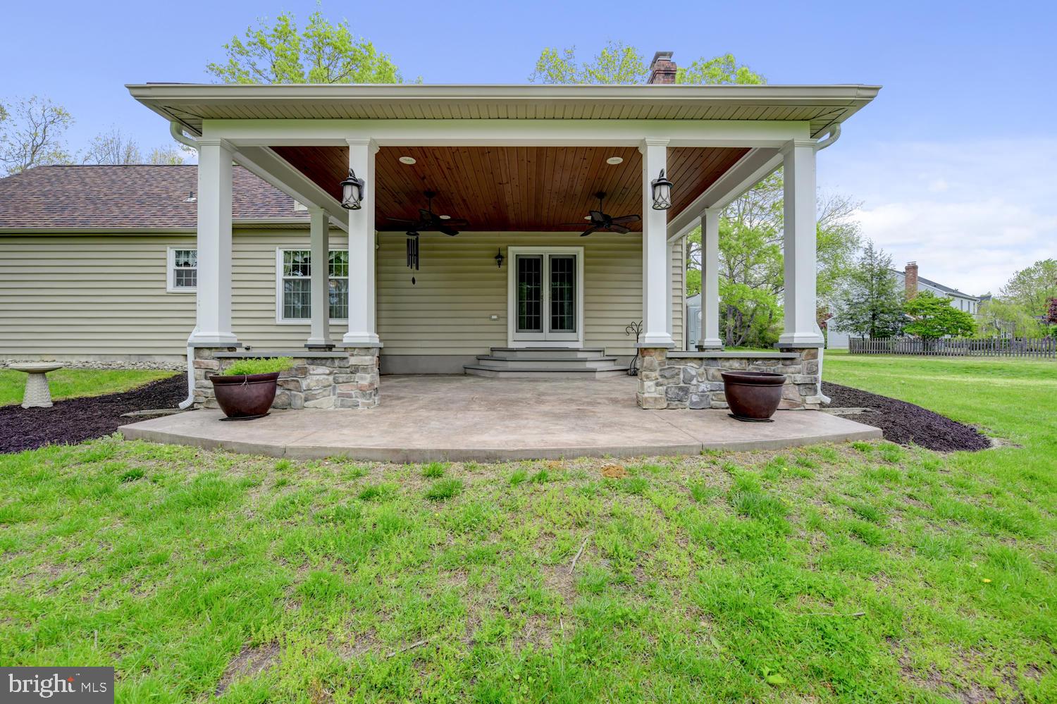 4 Colonial Court Tabernacle, NJ 08088 - Photo 4 of 34 Patio