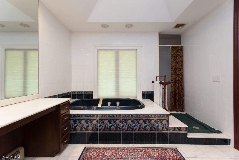203 Rock Road West Green Brook, NJ 08812 - Photo 16 of 26