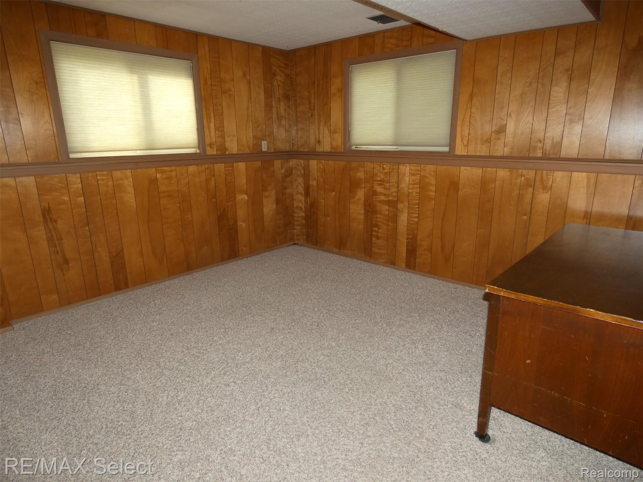 2009 Wiggins Road Fenton, MI 48430 - Photo 22 of 30 2009 Wiggins 027.JPG