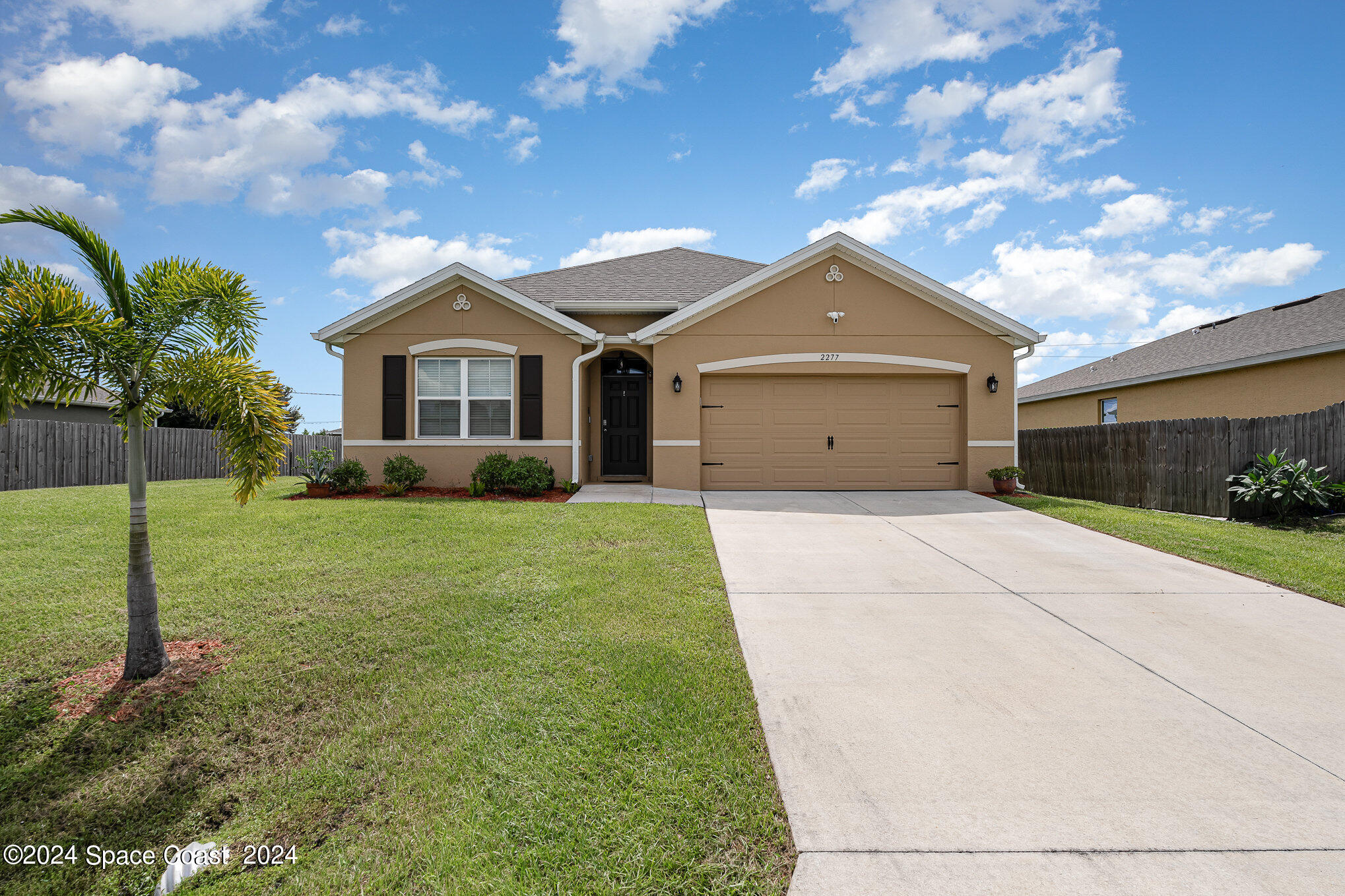 2277 Gascon Road Southwest Palm Bay, FL 32908 - Photo 3 of 28 005_dsc04541-edit-edit-2