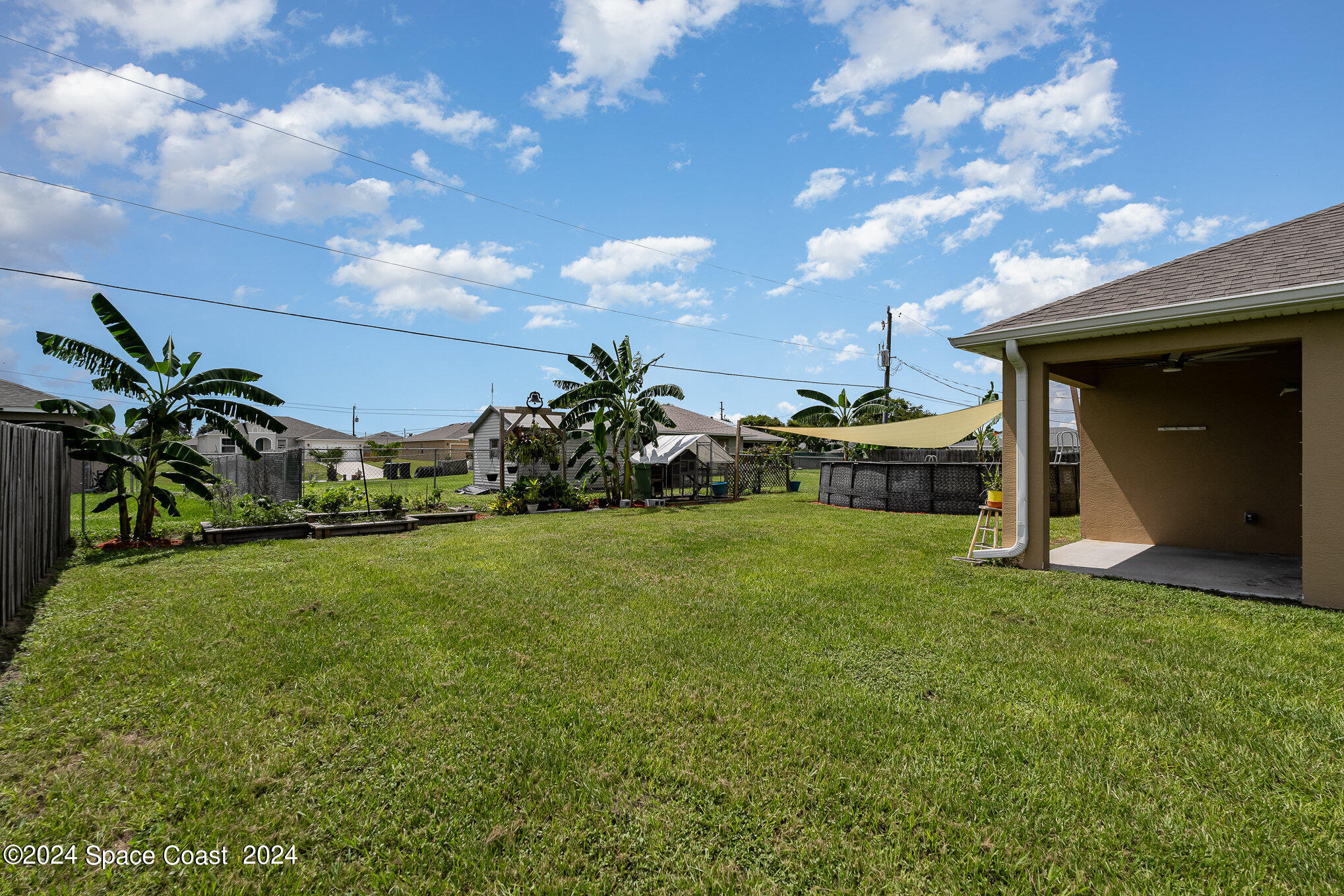 2277 Gascon Road Southwest Palm Bay, FL 32908 - Photo 5 of 28 026_dsc04531-edit