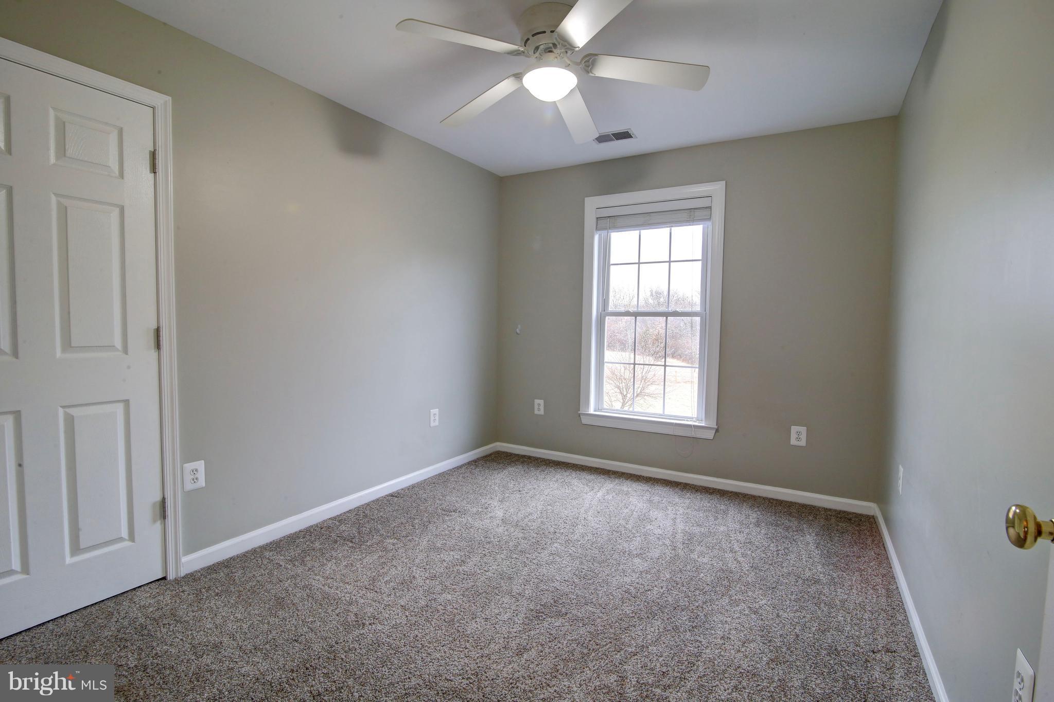 42396 Spinks Ferry Road Leesburg, VA 20176 - Photo 20 of 30 Bedroom