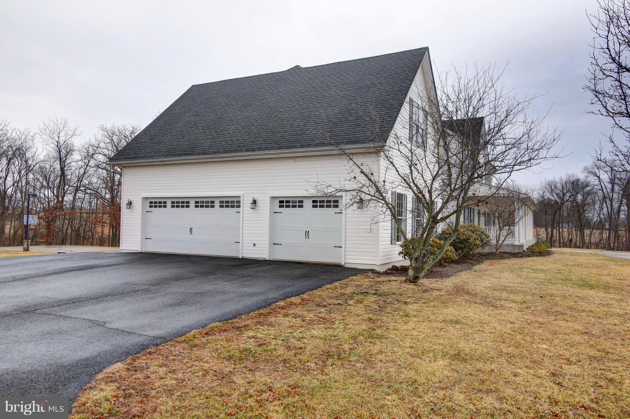 42396 Spinks Ferry Road Leesburg, VA 20176 - Photo 26 of 30 Exterior (General)