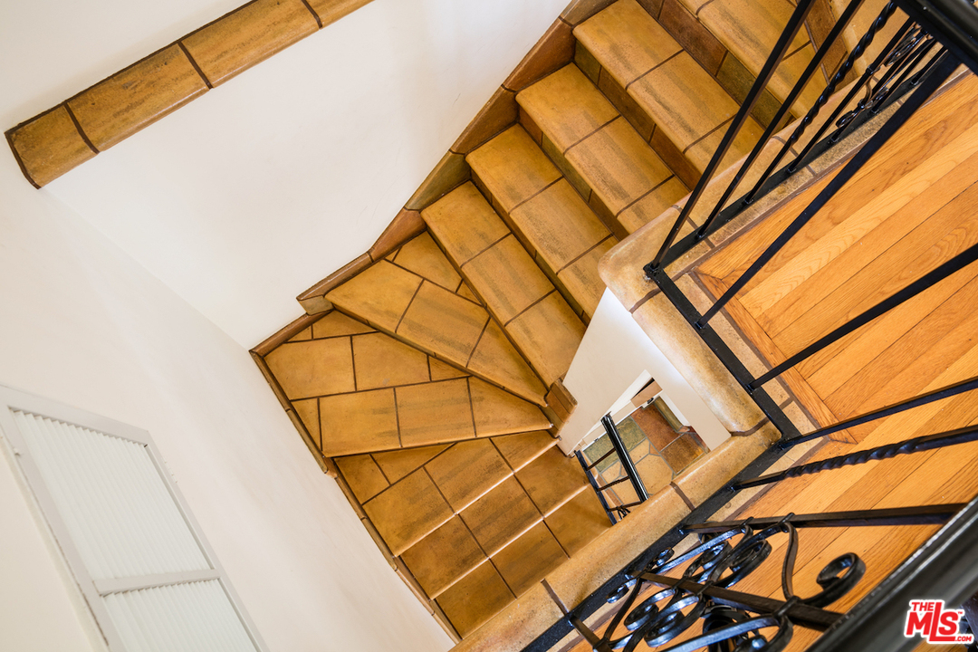 239 West Channel Road Santa Monica, CA 90402 - Photo 16 of 30 a front view of a house