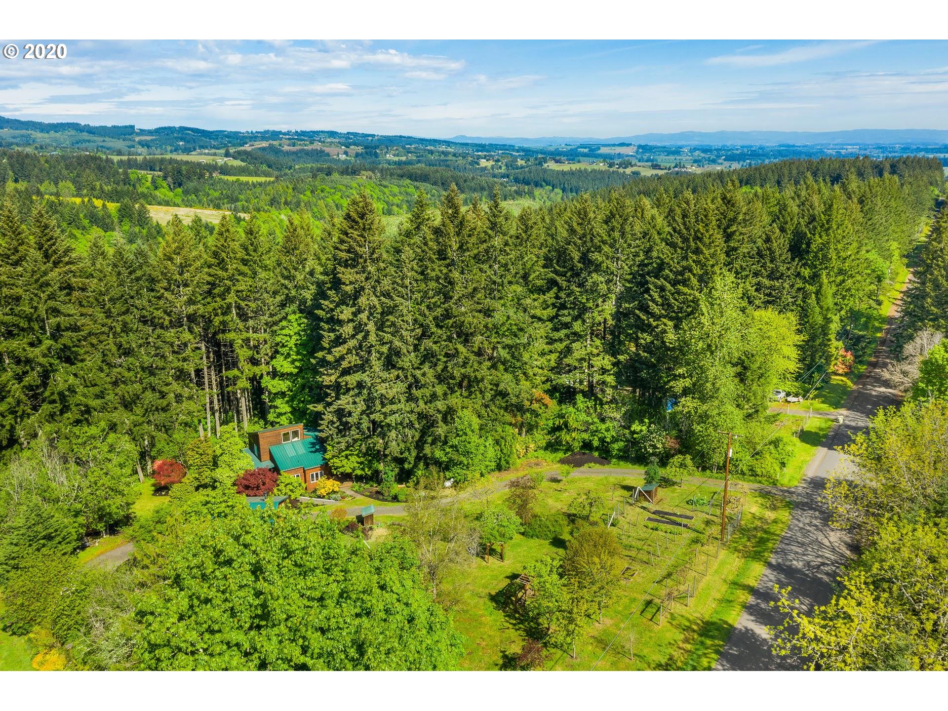 19929 Southwest Neugebauer Road Hillsboro, OR 97123 - Photo 32 of 32 Gallery Image 32