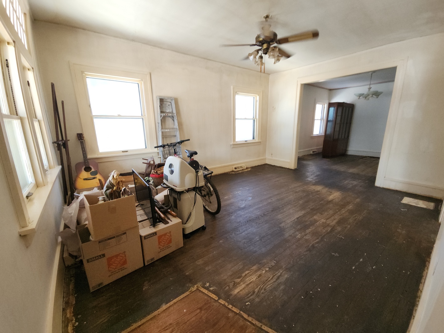 280 Addison Road Riverside, IL 60546 - Photo 3 of 10 Gallery Image 3