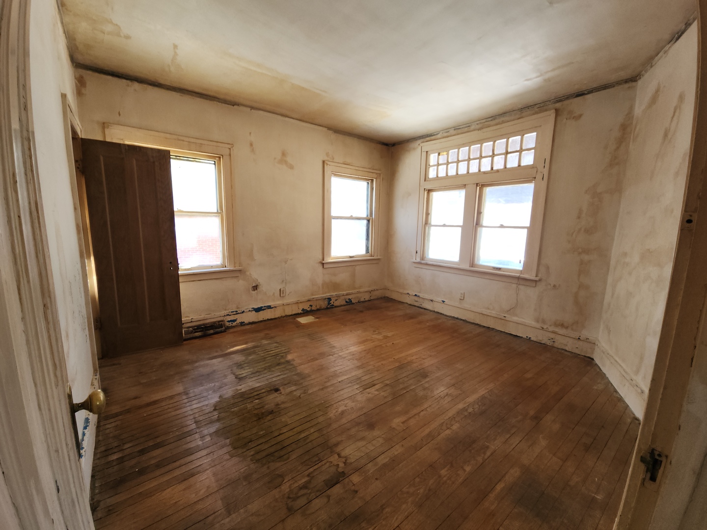 280 Addison Road Riverside, IL 60546 - Photo 5 of 10 Gallery Image 5