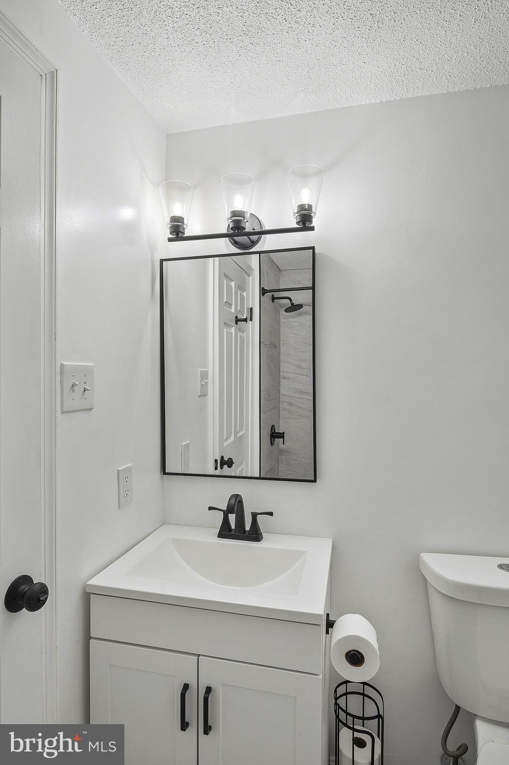 11339 Baroque Road Silver Spring, MD 20901 - Photo 24 of 39 Bathroom 2 Vanity