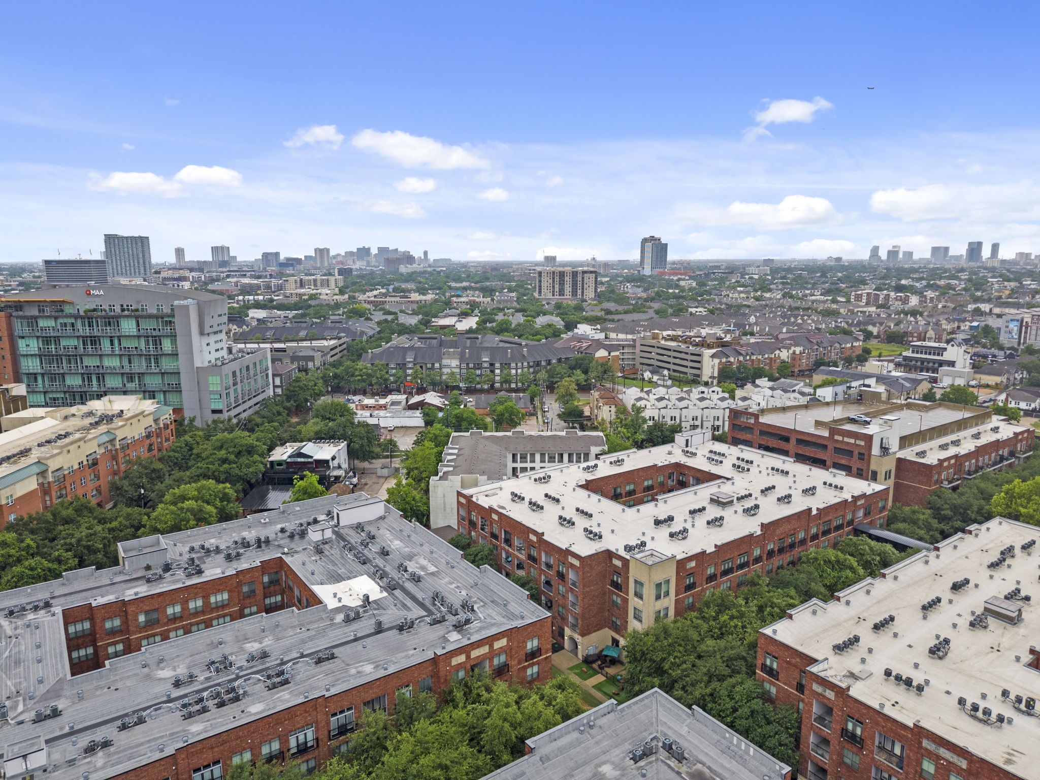 207 Pierce Street, Unit 209 Houston, TX 77002 - Photo 13 of 13 a view of a city