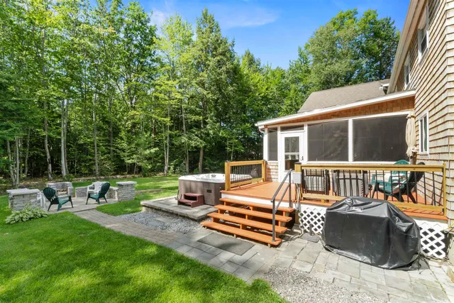 $995,000 | 16 Hampshire Drive, Gilford, NH 03249