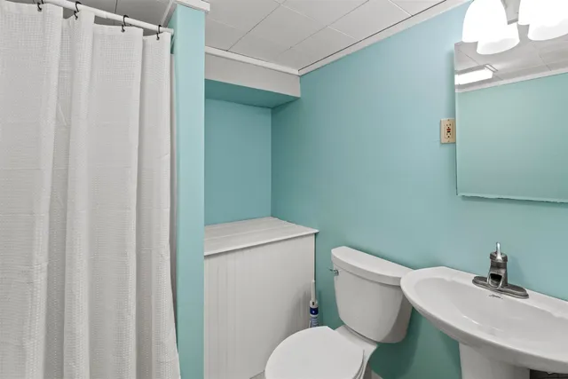 $995,000 | 16 Hampshire Drive, Gilford, NH 03249