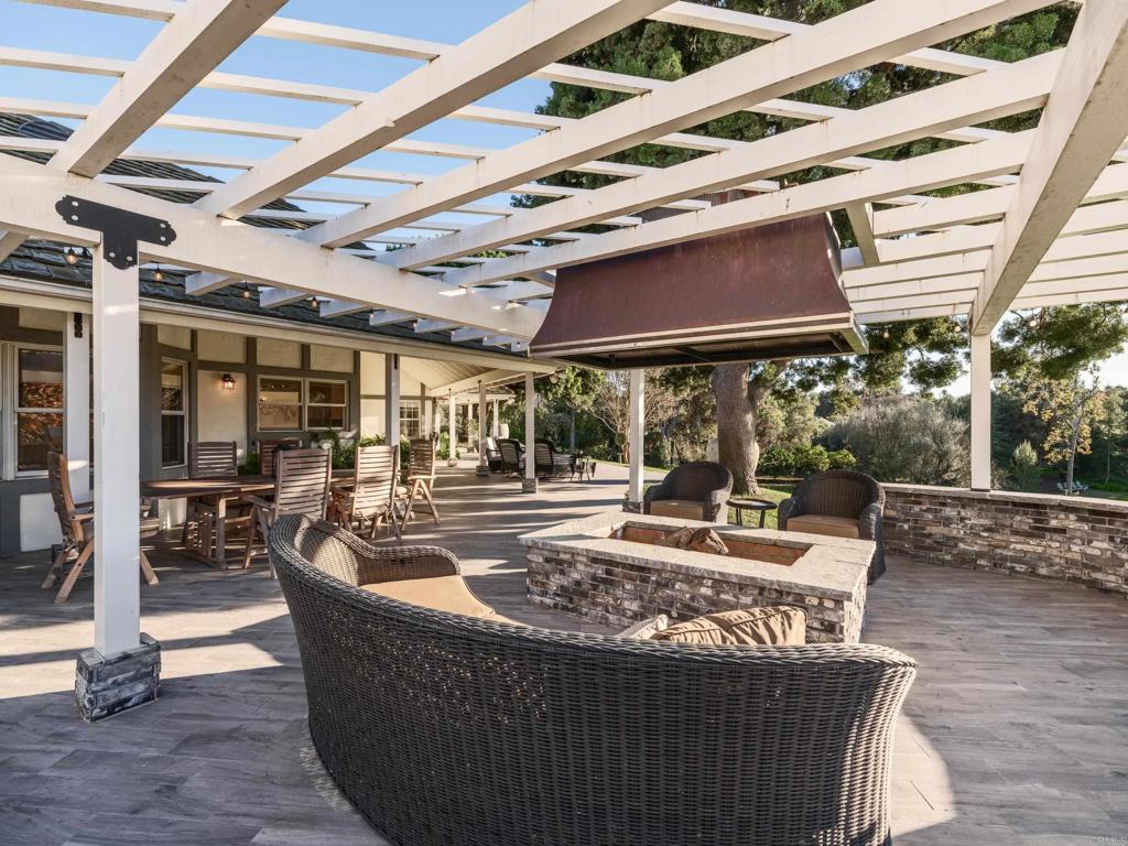 9 Country Glen Road Fallbrook, CA 92028 - Photo 63 of 74