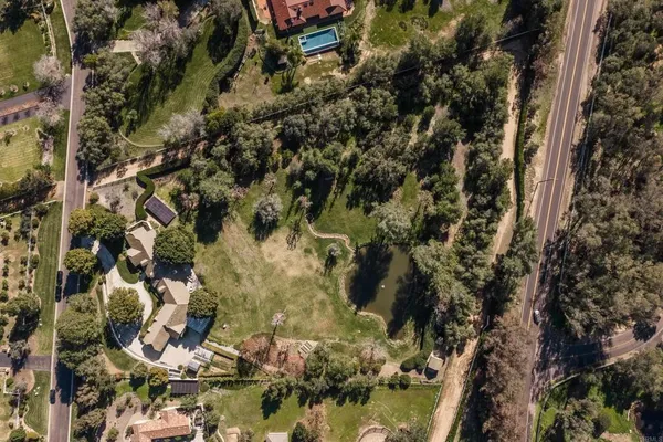 $2,225,000 | 9 Country Glen Road, Fallbrook, CA 92028