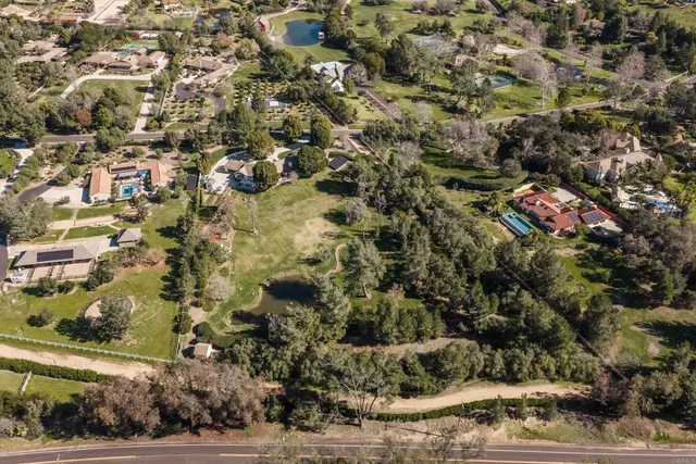 $2,225,000 | 9 Country Glen Road, Fallbrook, CA 92028